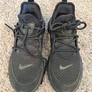 Nike kids Black Athletic Sneakers